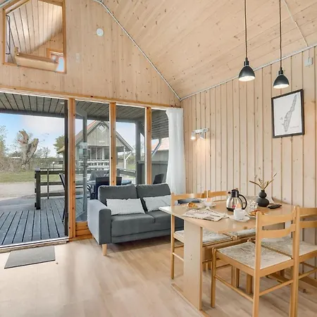 1 Bedroom In *